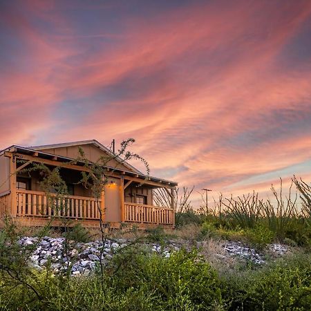 -Pet Friendly- Miners Cabin #6 - King Bed With Private Balcony Tombstone Buitenkant foto