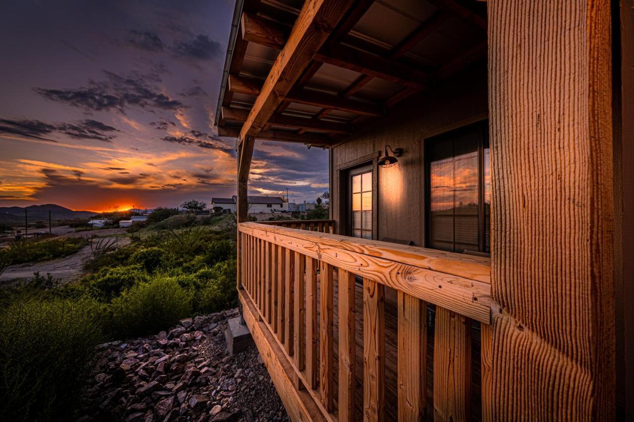 -Pet Friendly- Miners Cabin #6 - King Bed With Private Balcony Tombstone Buitenkant foto