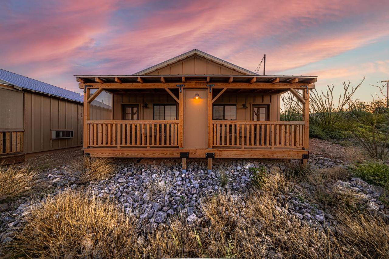 -Pet Friendly- Miners Cabin #6 - King Bed With Private Balcony Tombstone Buitenkant foto